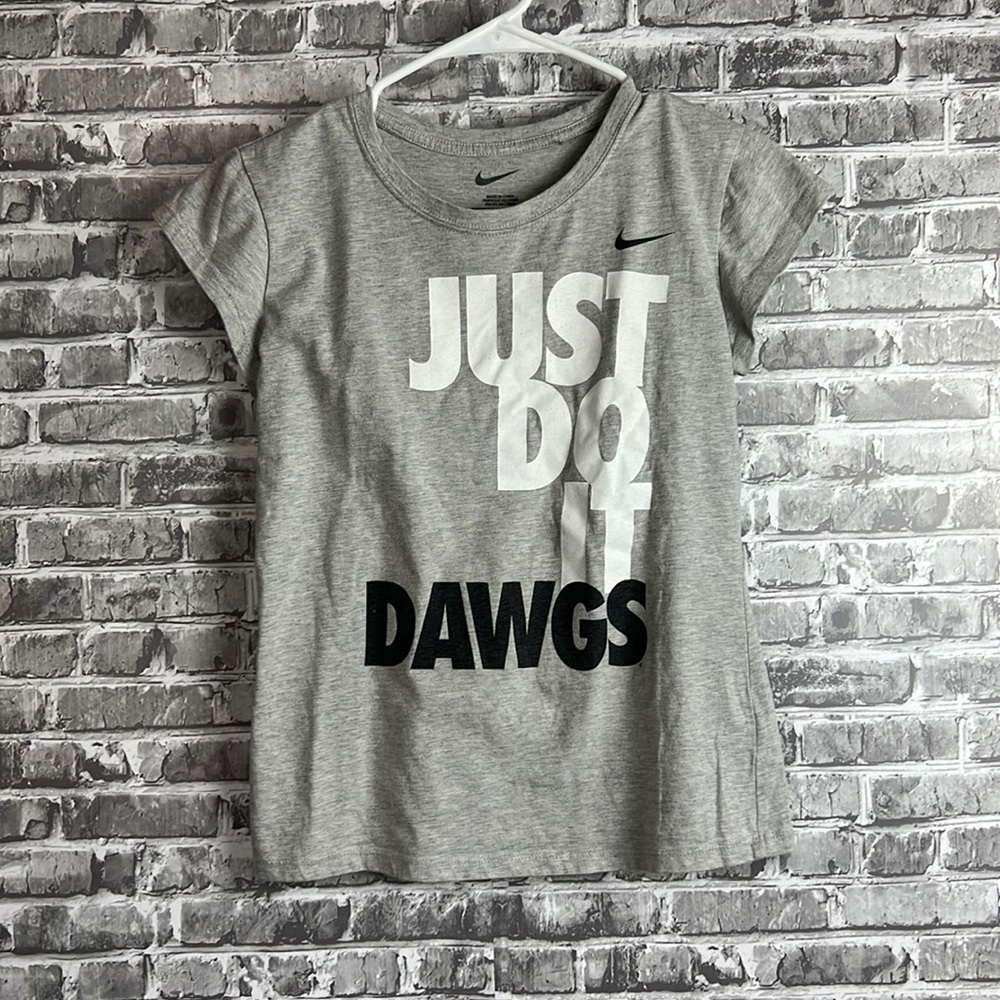 Nike Kids Gray 'Just Do It' T-Shirt